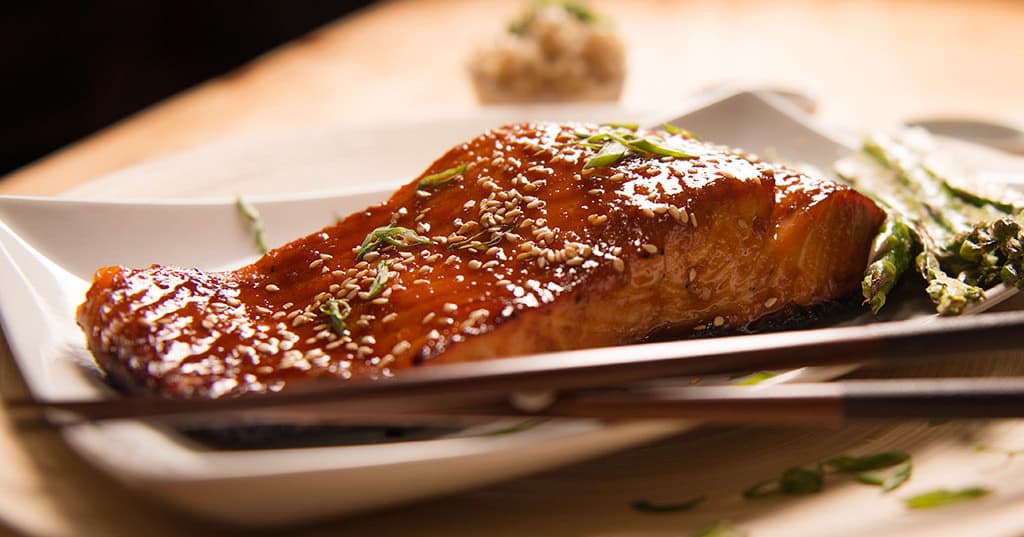 Sweet & Spicy Sriracha Salmon