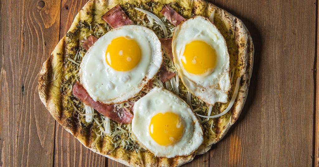 Grilled Breakfast Pizza