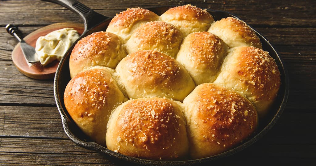 Pull-Apart Dinner Rolls