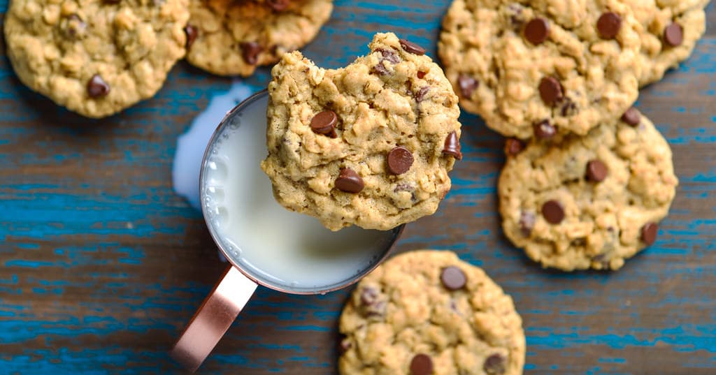 Oatmeal Chocolate Chip Cookies