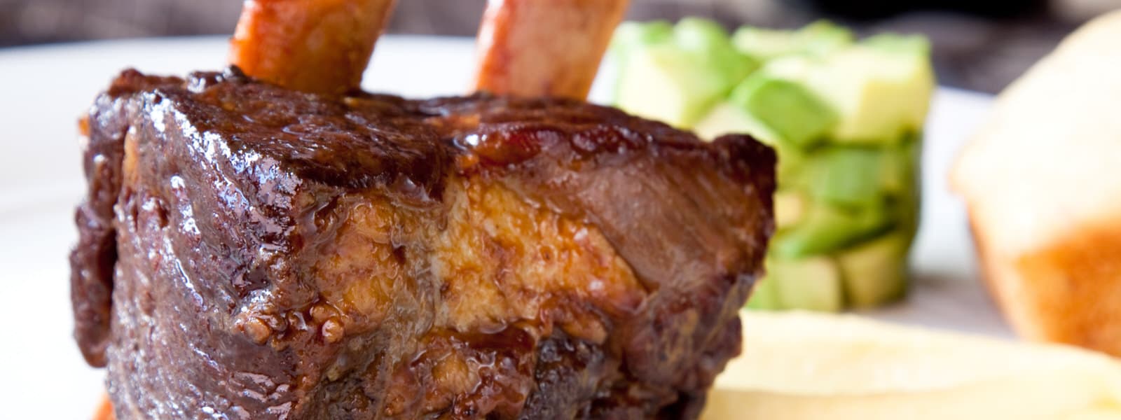 In Bourbon geschmorte Beef Short Ribs