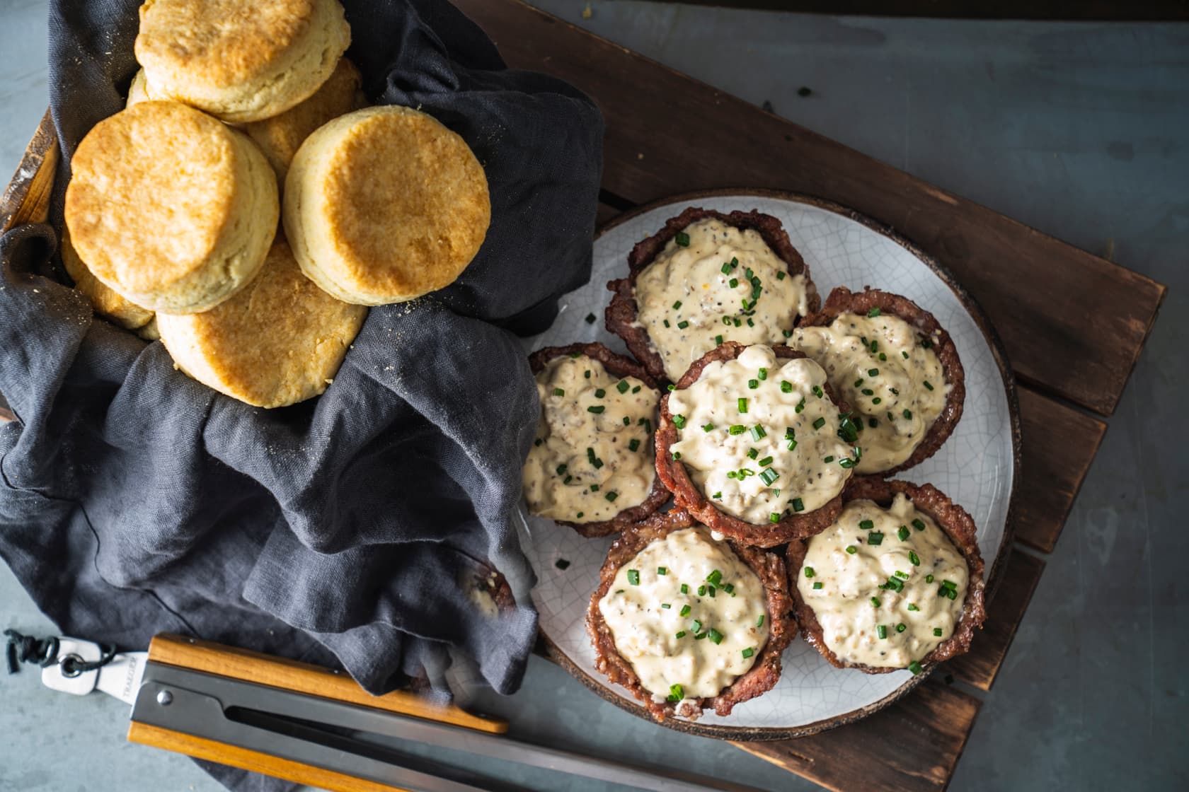 Baked Sausage Cups with Cheesy Pepper Gravy