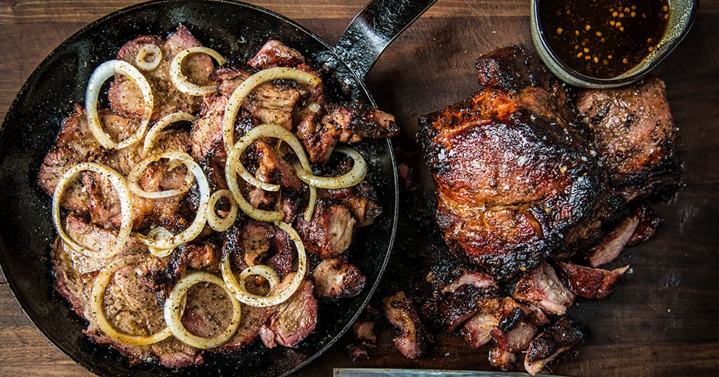 Smoked Pulled Pork With Hot Vinegar