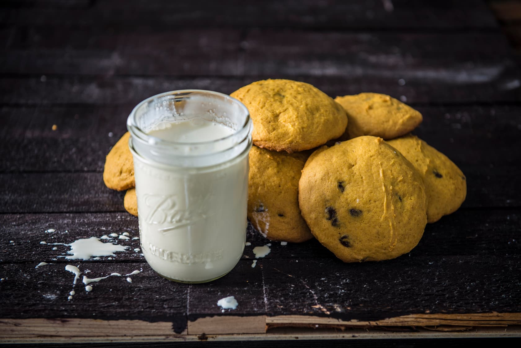 Pumpkin Chocolate Chip Cookies
