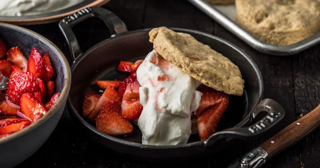 Baked Strawberry Shortbread