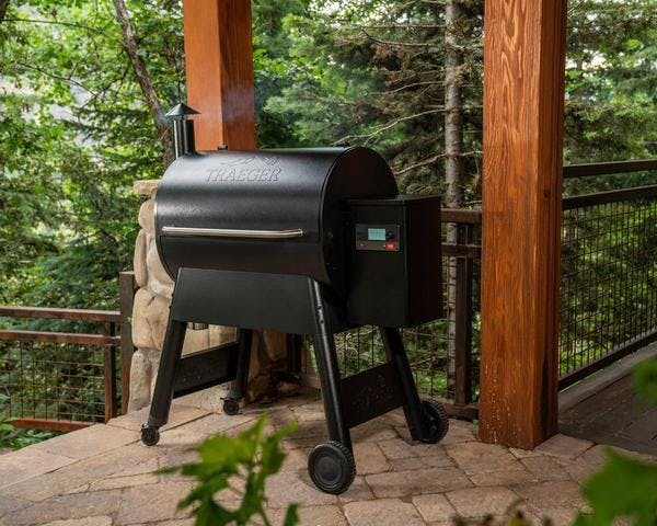 Traeger Pro Series Grill Unboxing and Assembly