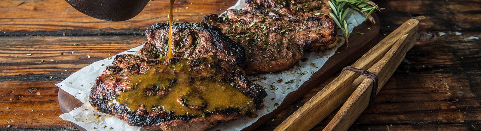 Grilled Lamb Chops with Rosemary Sauce