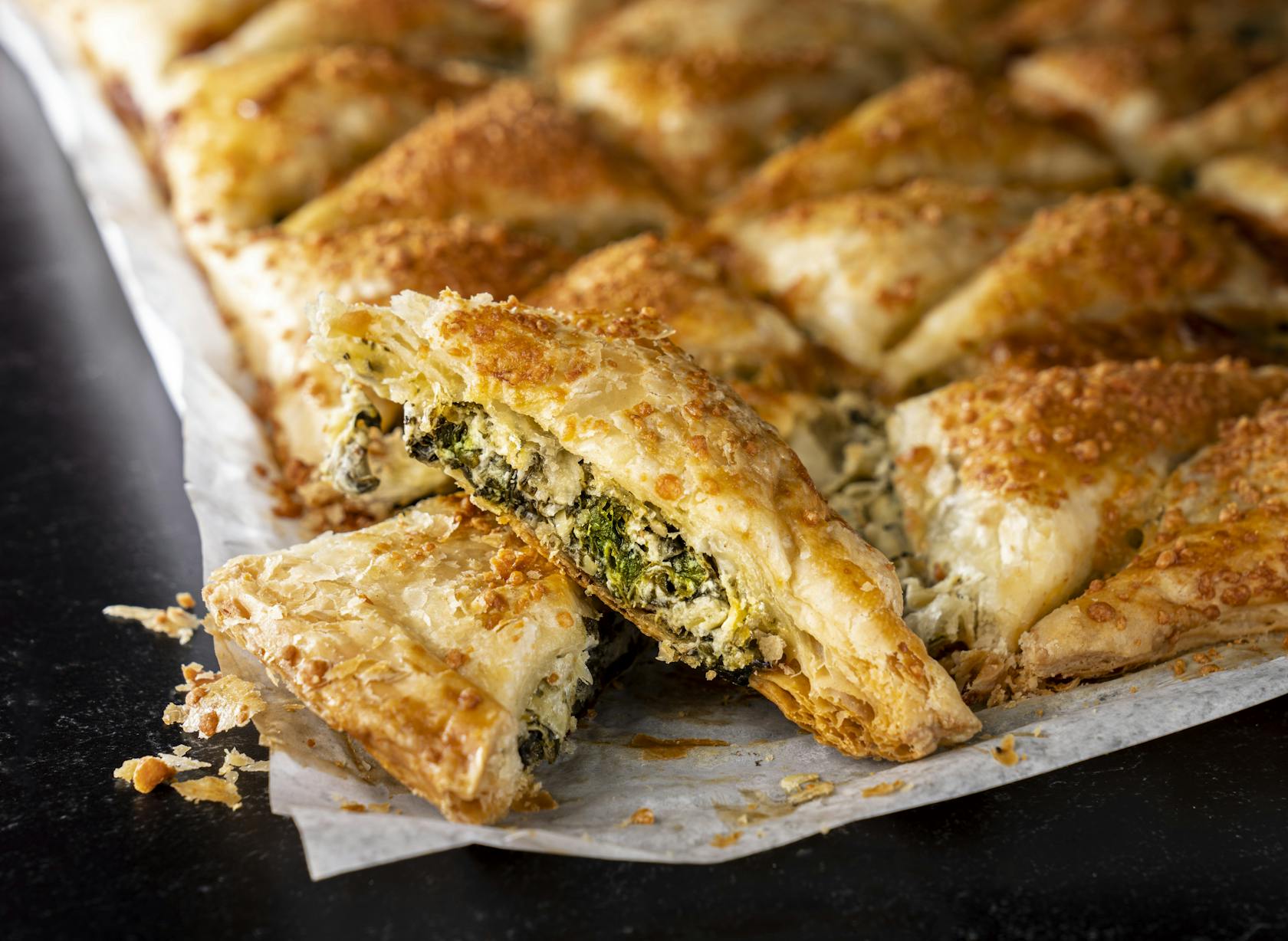 Spinach-Artichoke Puff Pastry Pull Apart