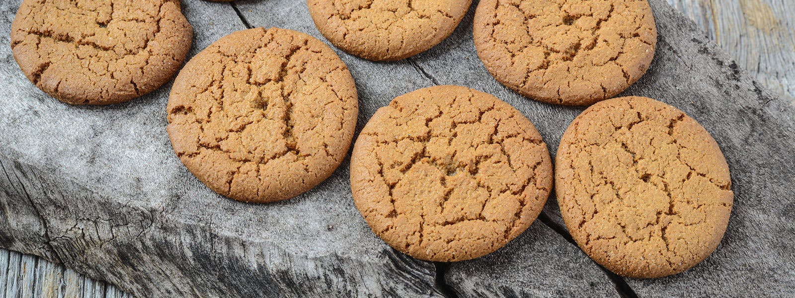 Gingersnaps with Bacon